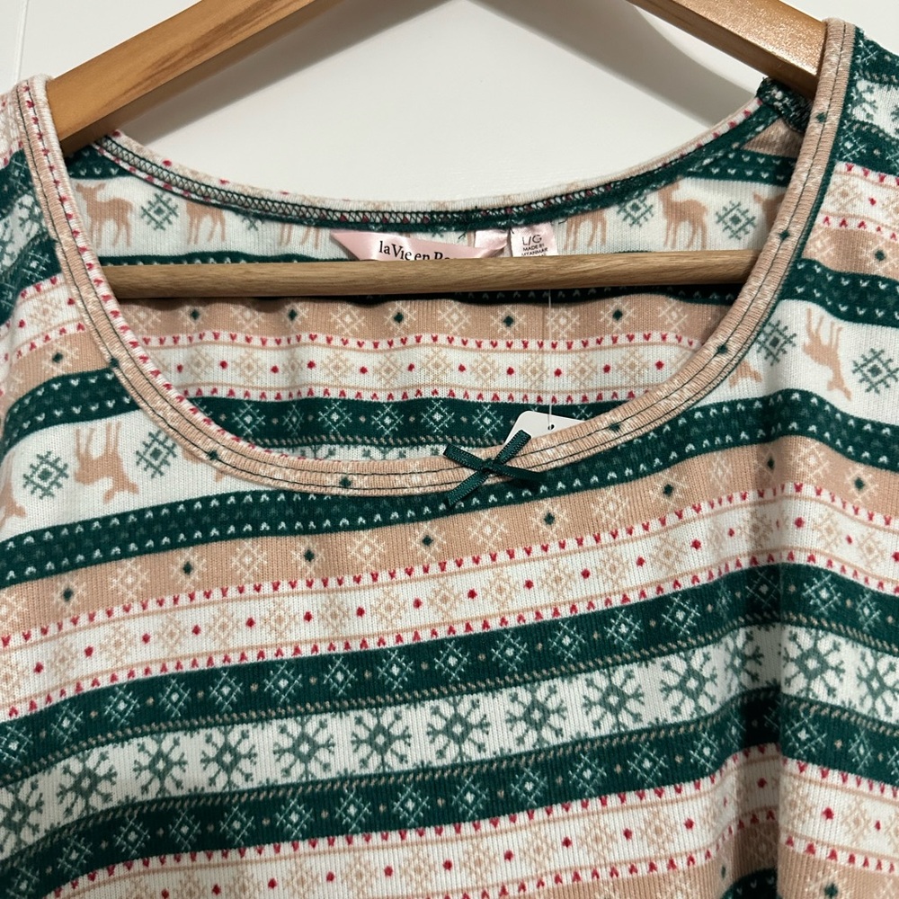 La Vie En Rose Winter Striped Pajama Set ❄️🦌 - Picture 2 of 5